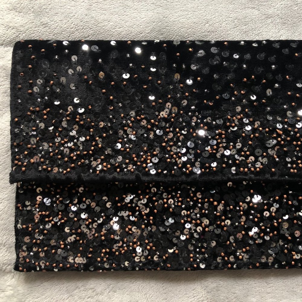NORDSTROM - sequin + beaded velvet fabric clutch